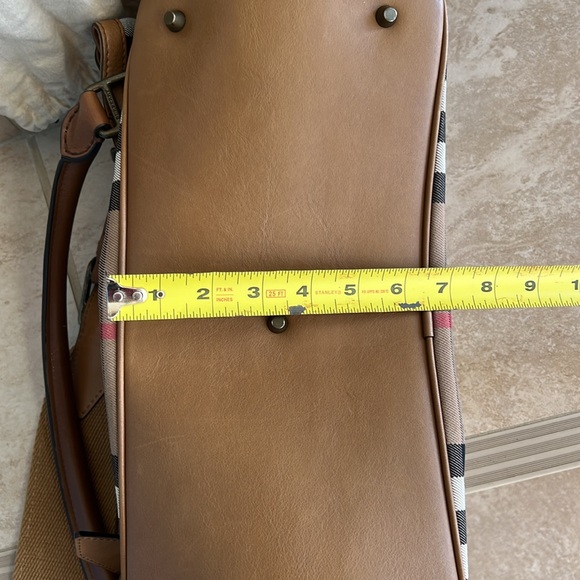 Burberry Brecon House Check Tote Bag - Picture 12 of 16